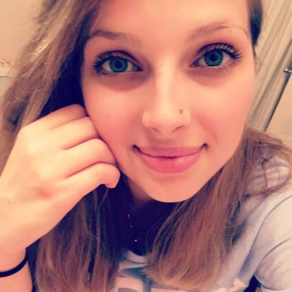 Meet your Posher, Gabrielle
